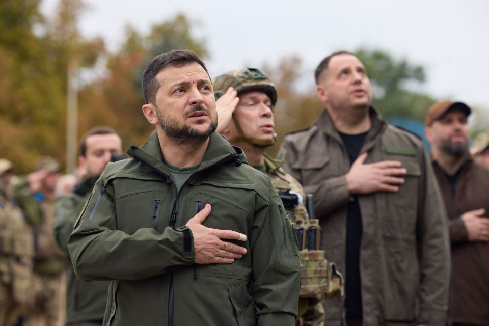 Volodymyr Zelensky taking part in the state’s flag raising in Izyum, Kharkiv region