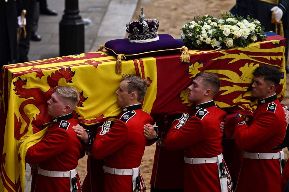 Pallbearers from The Queen’s Company, 1st Battalion Grenadier Guards