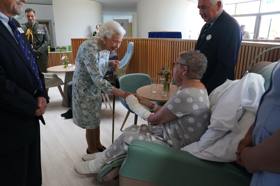 The Queen visited Thames Hospice in Maidenhead, where she met patient Pat White