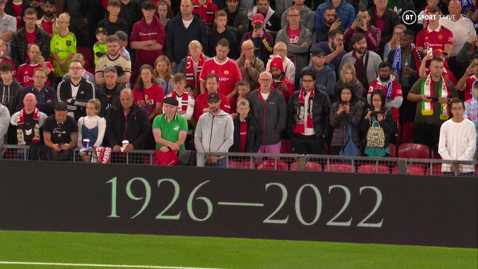 Fans perfectly respected the minute's silence before kick-off