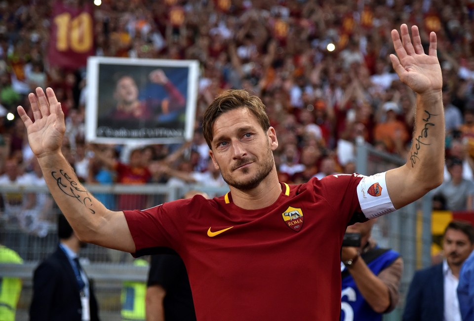 He played 785 games for Roma