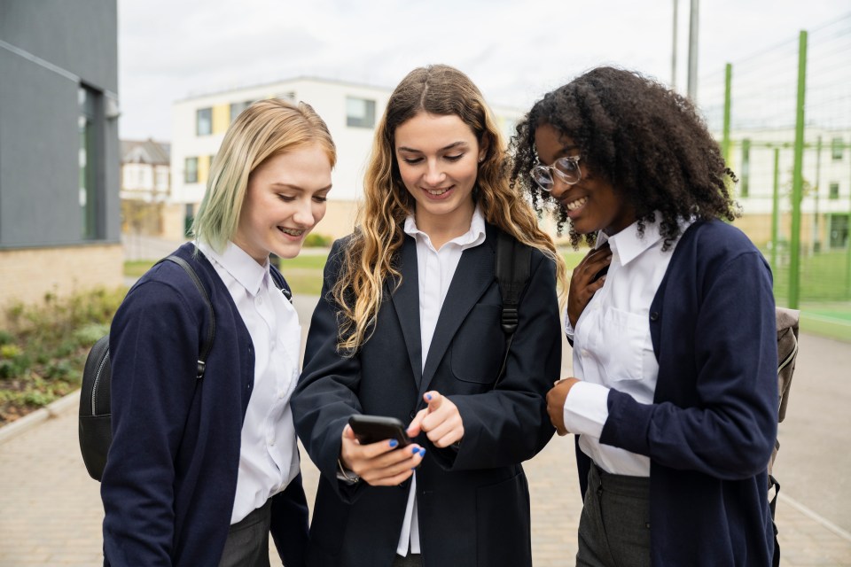 Our school receptionist has revealed what teachers’ pet peeves are about uniforms