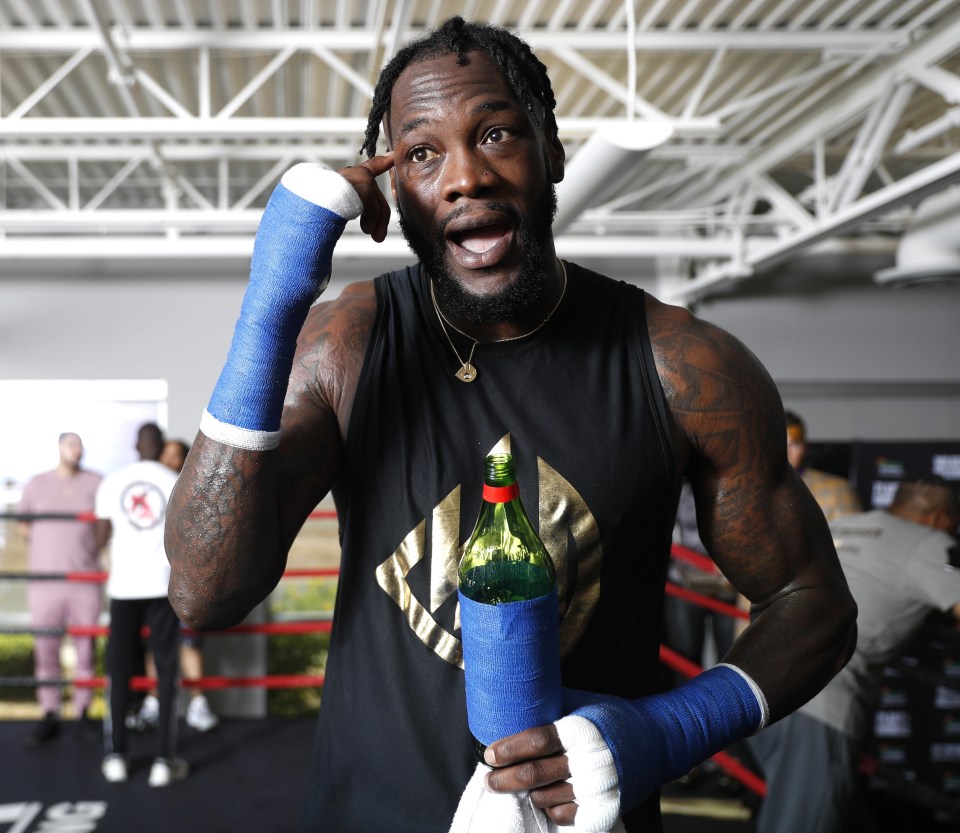 The American expects to come in around the 220s for his October fight