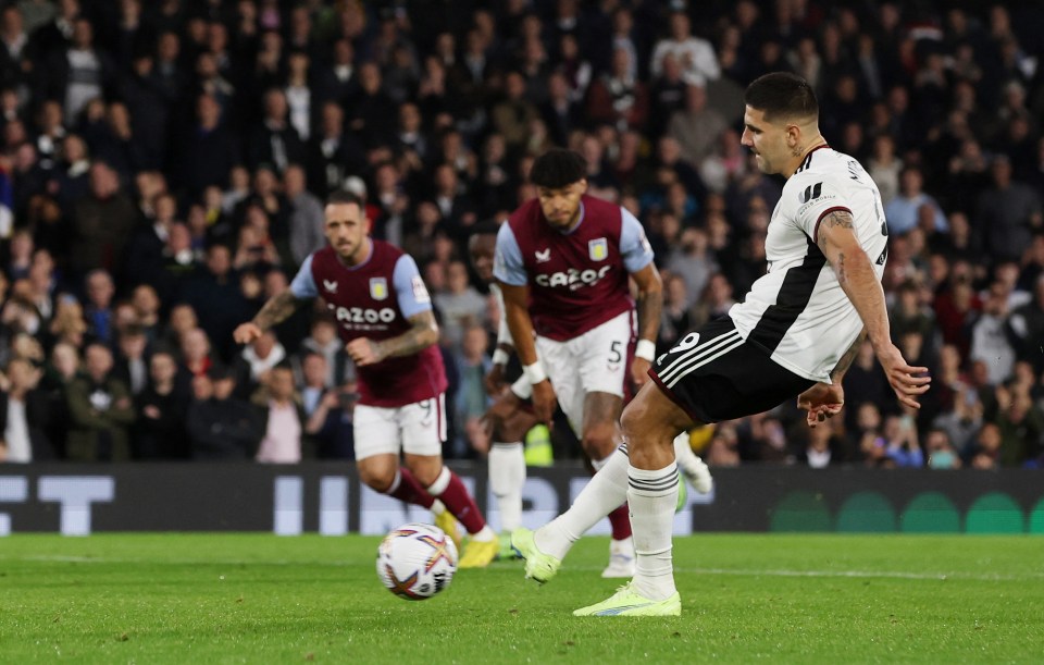 Aleksandar Mitrovic doubles the Fulham lead with a 68th-minute penalty