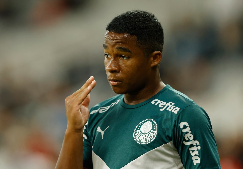 Chelsea and PSG want to sign Palmeiras wonderkid Endrick