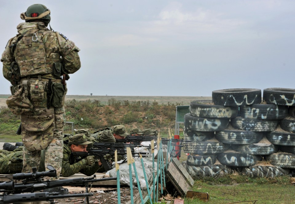 Russian soldiers are running for their lives after Ukraine secured the vantage point