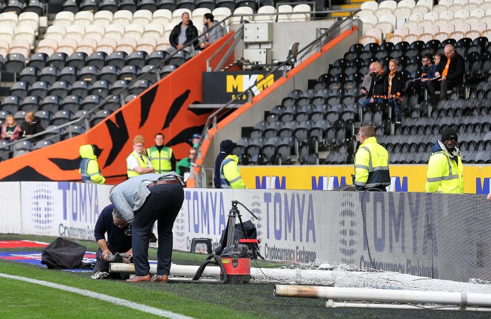 Kick off was delayed by 20 minutes