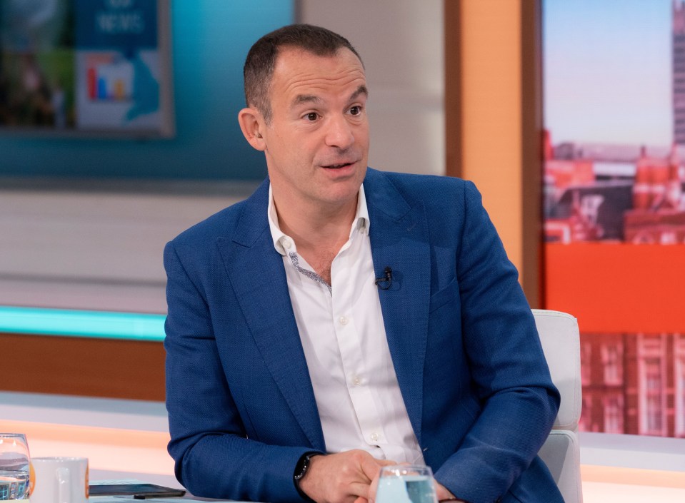 Martin Lewis has listed the top bank switching bonuses on offer