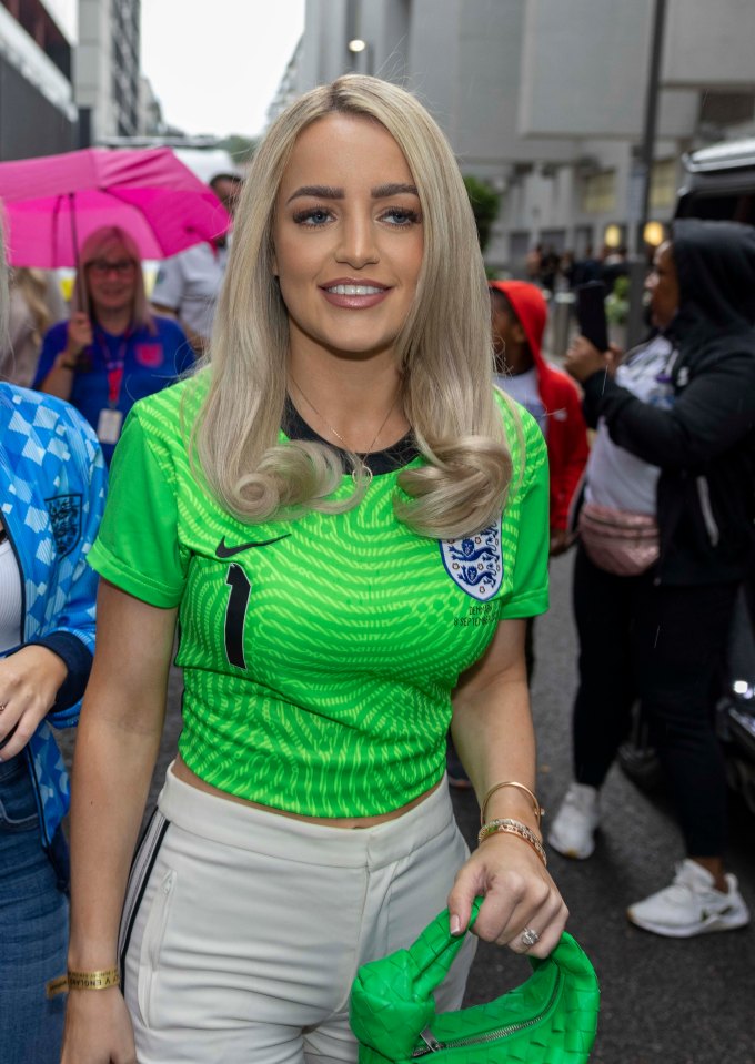 Pickford's missus Megan Davison is expected to be briefed on Qatar rules