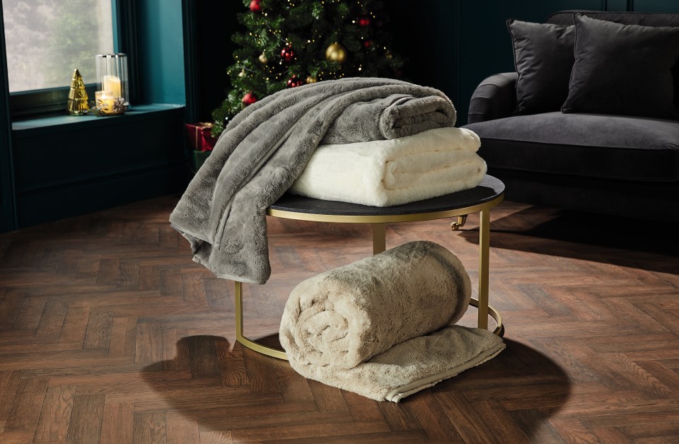 Keep cosy in a throw!