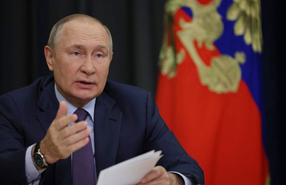 Billions would crowdfund a bounty on Vladimir Putin's head