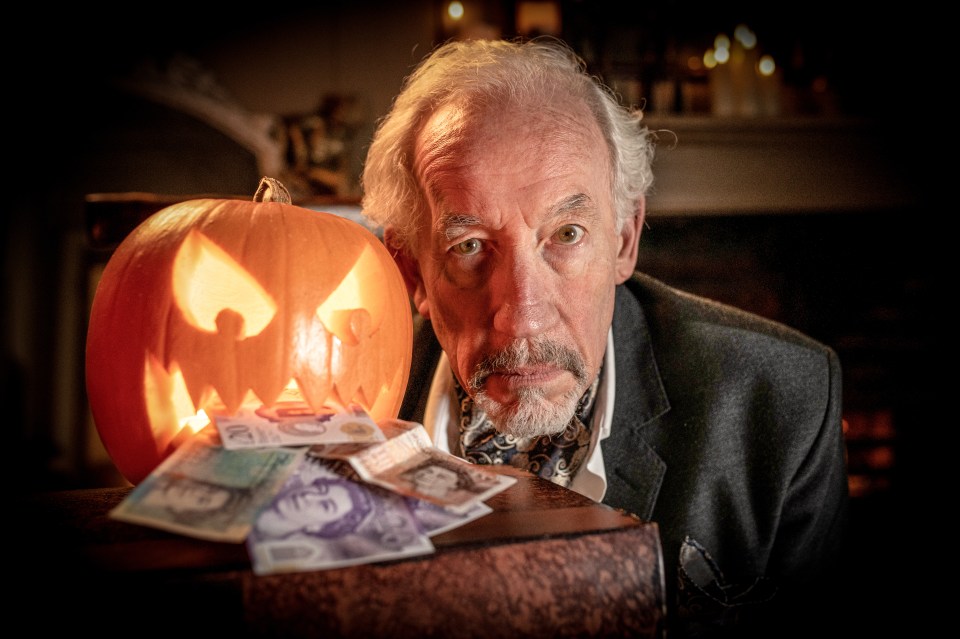 BAFTA nominated actor Simon Callow is warning Brits over the dangers of online scams