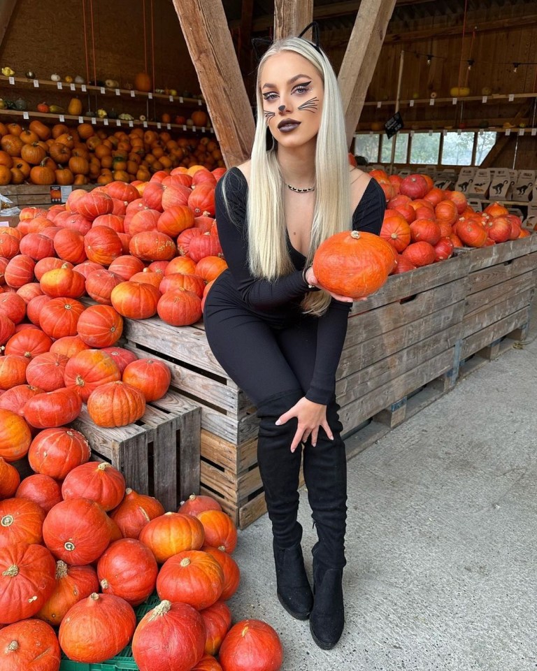 Markovic stunned fans with her Halloween costume