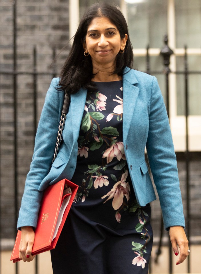 After her re-appointment, Suella Braverman, is advertising £40,000-a-year jobs for WFH staff to tackle the immigrant backlog