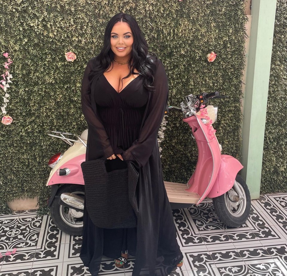 Scarlett Moffatt has signed up for a new Channel 4 reality show