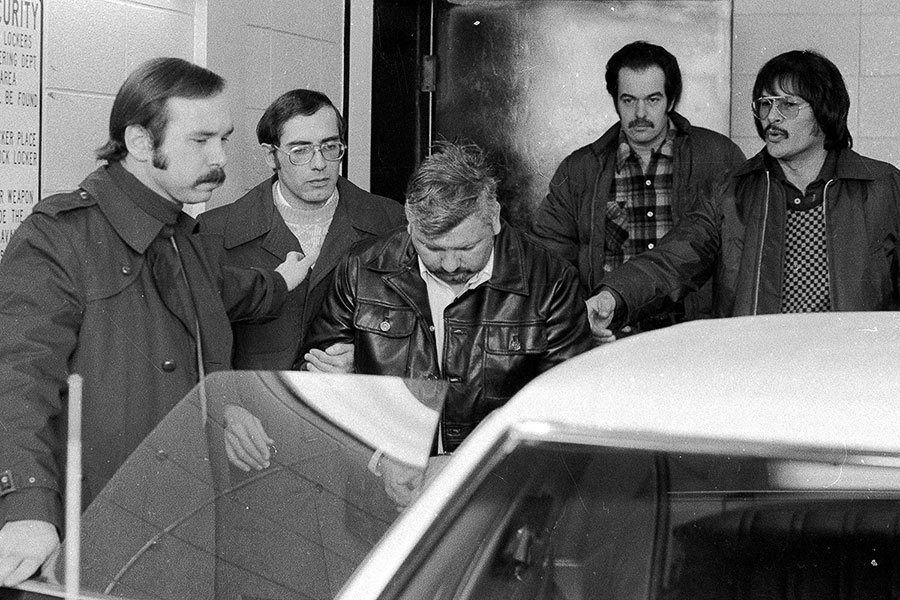 Rafael Tovar (far right) busted Gacy and confronted him over where he hid his victims