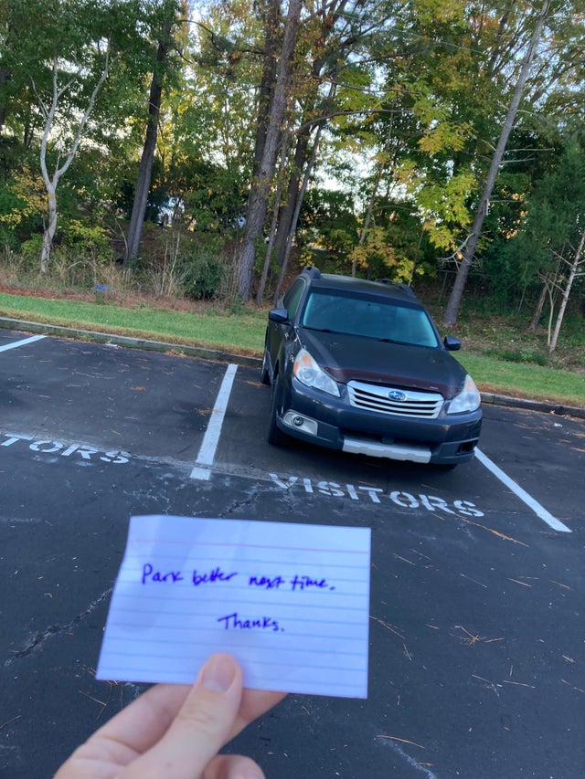 Many Reddit users said there was nothing wrong with the parked car