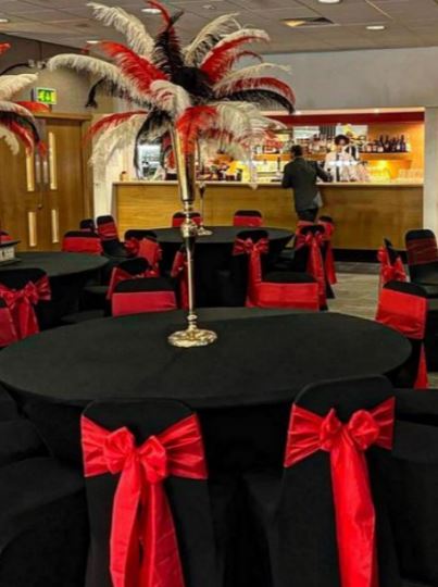 The tables featured impressive feather centrepieces