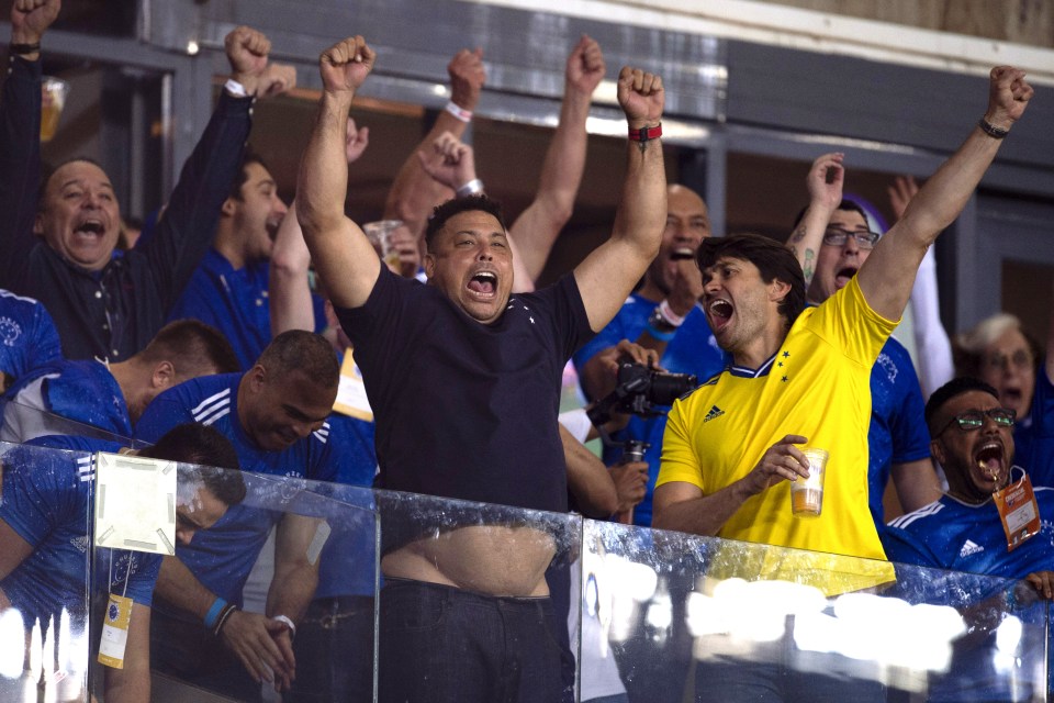 Ronaldo celebrates Cruzeiro's promotion to Brazil's top flight