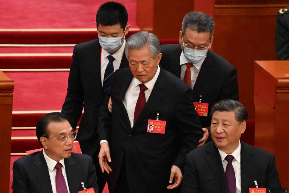 Former President Hu Jintao was manhandled away by Xi's heavies