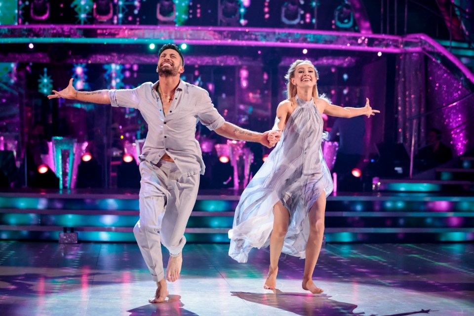 Rose Ayling-Ellis and Giovanni Pernice left fans in tears with their Couple's Choice