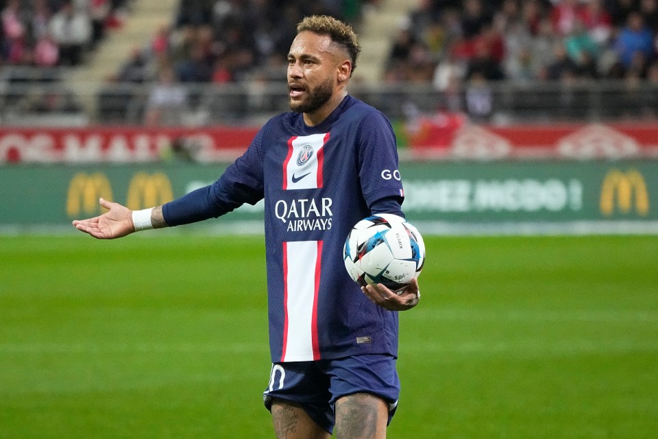 Paris Saint-Germain superstar Neymar has been slammed by Marco van Basten