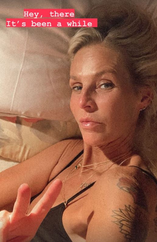 Ulrika Jonsson has stunned fans with her latest bed-time selfie