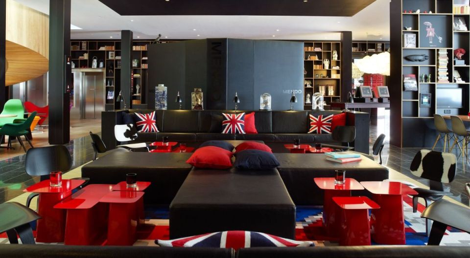 CitizenM London Bankside is a chic, modern hotel next to the Millennium Bridge