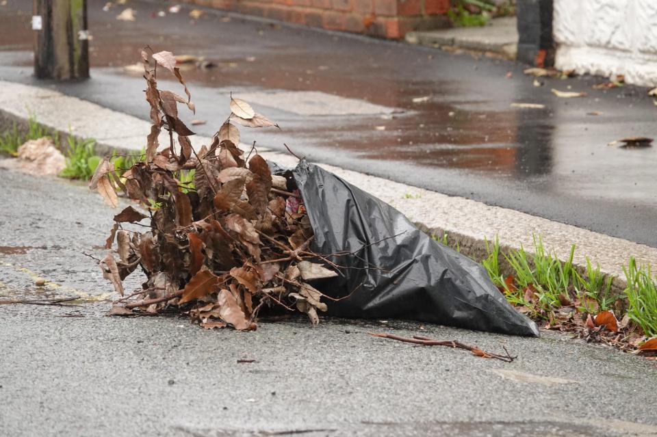 Here he uses some garden rubbish although he has used rubble and cones in the past