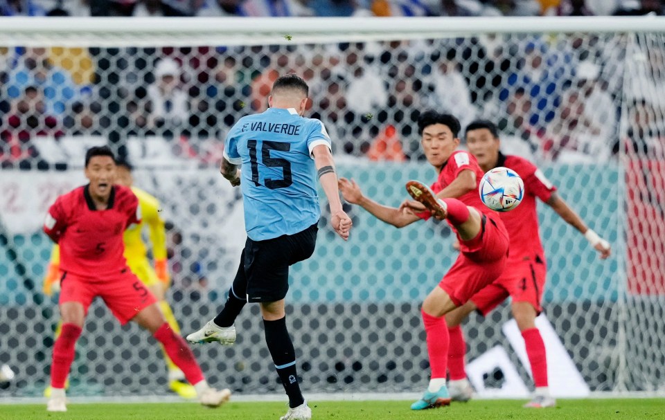 Federico Valverde thundered a long-ranger against the woodwork late on