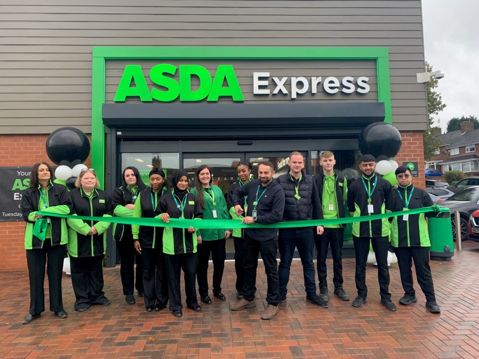 Asda Express colleagues