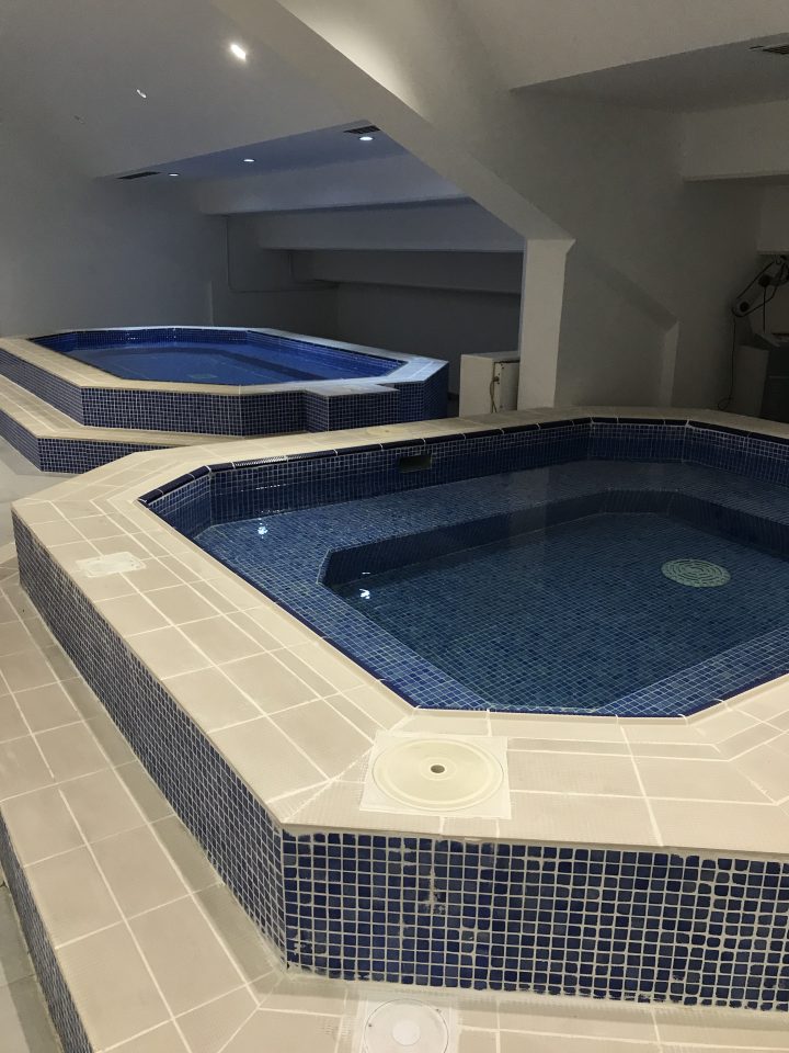 There are a pair of Jacuzzi's for the players to use