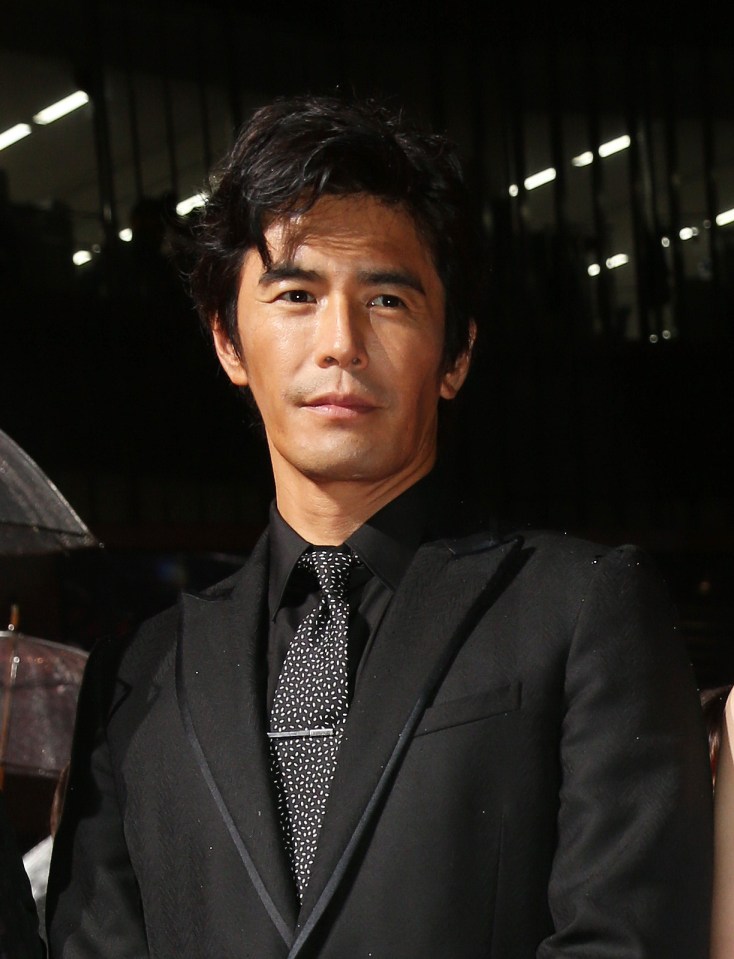 Actor Hideaki plays detective Jin Miyamoto