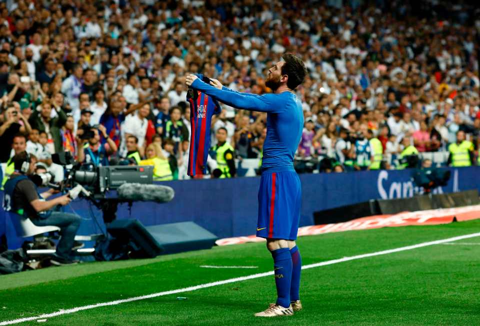 Garnacho emulated Lionel Messi's iconic celebration for Barcelona vs Real Madrid