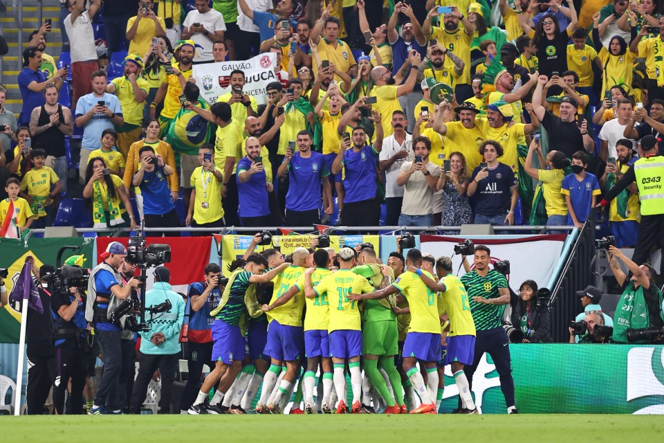 Casemiro netted a great goal to secure Brazil’s place in the Round of 16