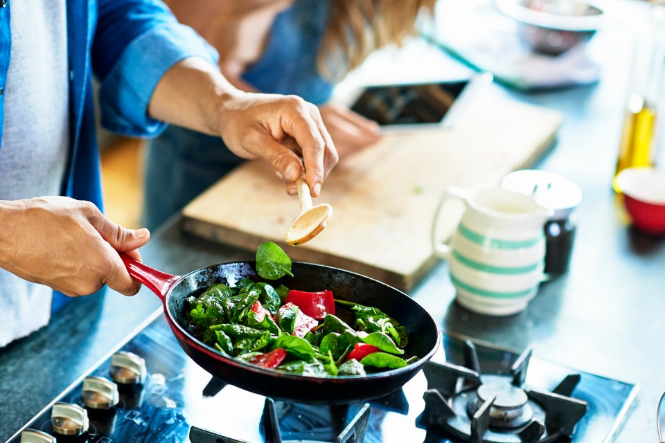 A healthy vegetarian diet could reduce men’s risk of bowel cancer, scientists say