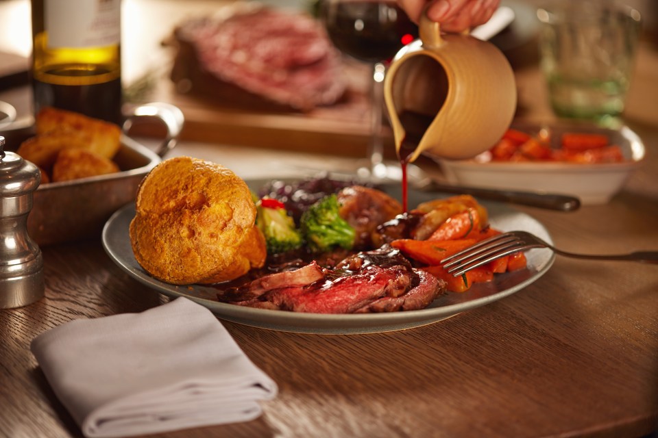 Experts have warned that roast dinners can contain 230,000 microplastic particles