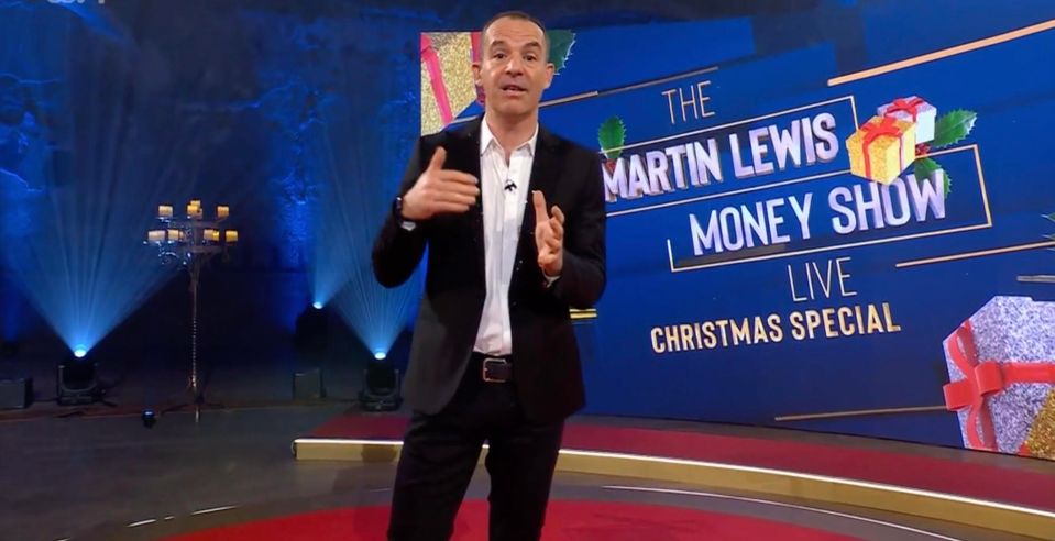 Martin Lewis told Brits they could get free cash in time for Christmas by switching banks