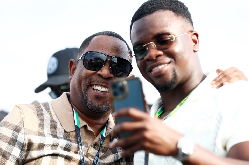 Film star Martin Lawrence took a selfie alongside comedian Michael Dapaah