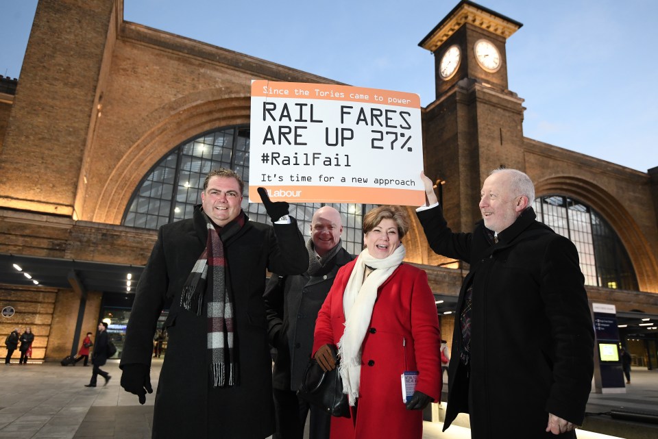 TSSA General Secretary Manuel Cortes' (left) members have voted to accept the pay deal