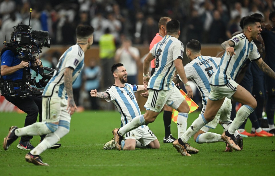 Messi fell to his knees when victory was confirmed