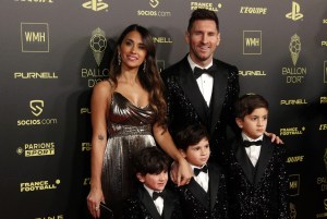 Lionel Messi with wife Antonela Roccuzzo and children