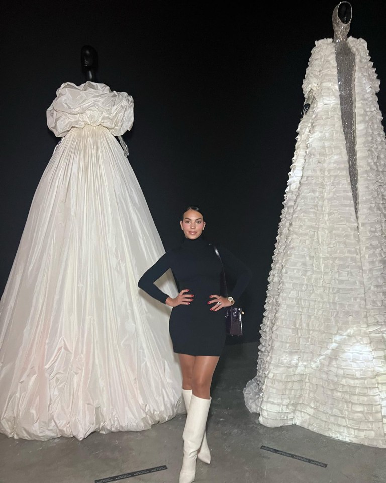 Georgina posed in front of the exhibits