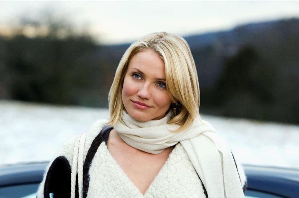 Cameron Diaz's character swaps homes in Kate Winslet's character in the film