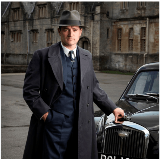 Tom Chambers has revealed he "begged" BBC bosses to let him return to Father Brown after his departure 8 years ago