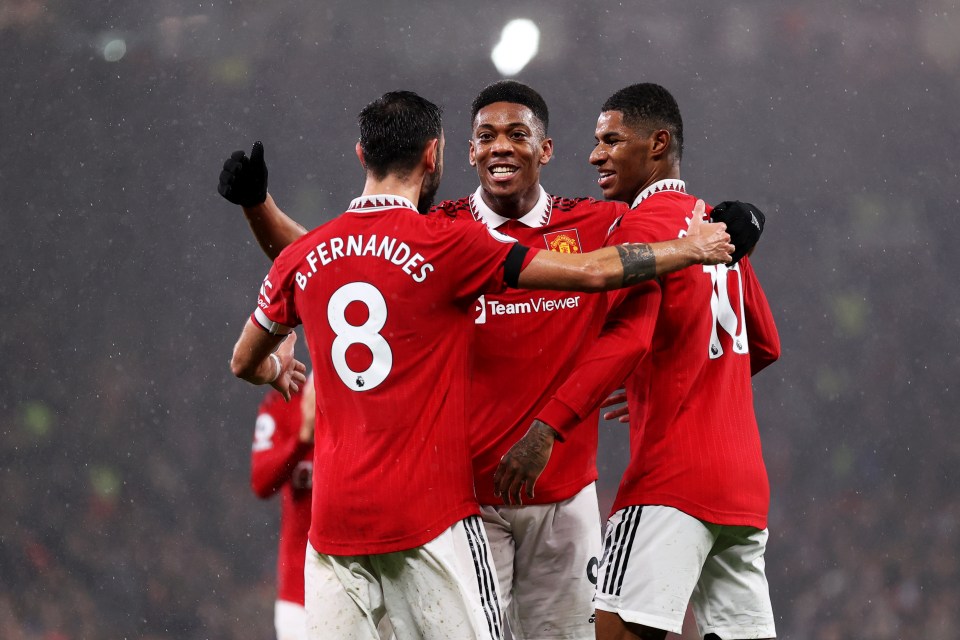 Manchester United will hope to move into fourth place with a win over Wolves