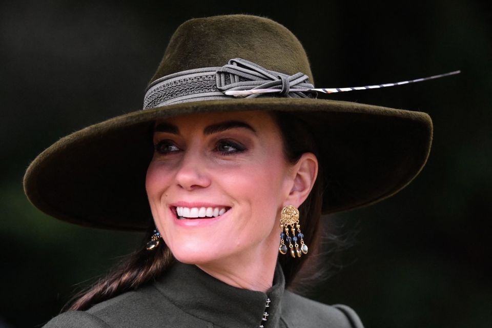 Kate Middleton wore £100 gold-plated earrings William gave her as Christmas present