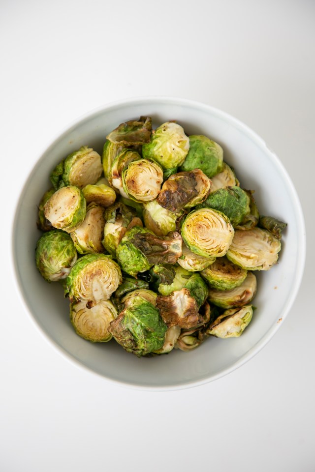 They are crispy and crunchy and are a bit like very, very tasty broccoli