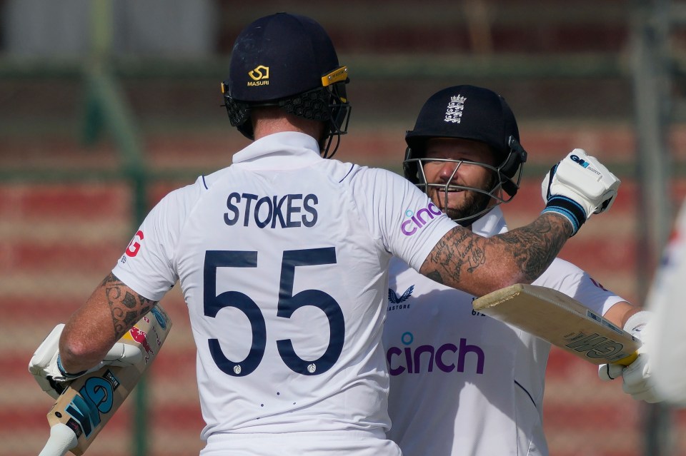 Stokes congratulates Ben Duckett after he hit the winning runs in Karachi