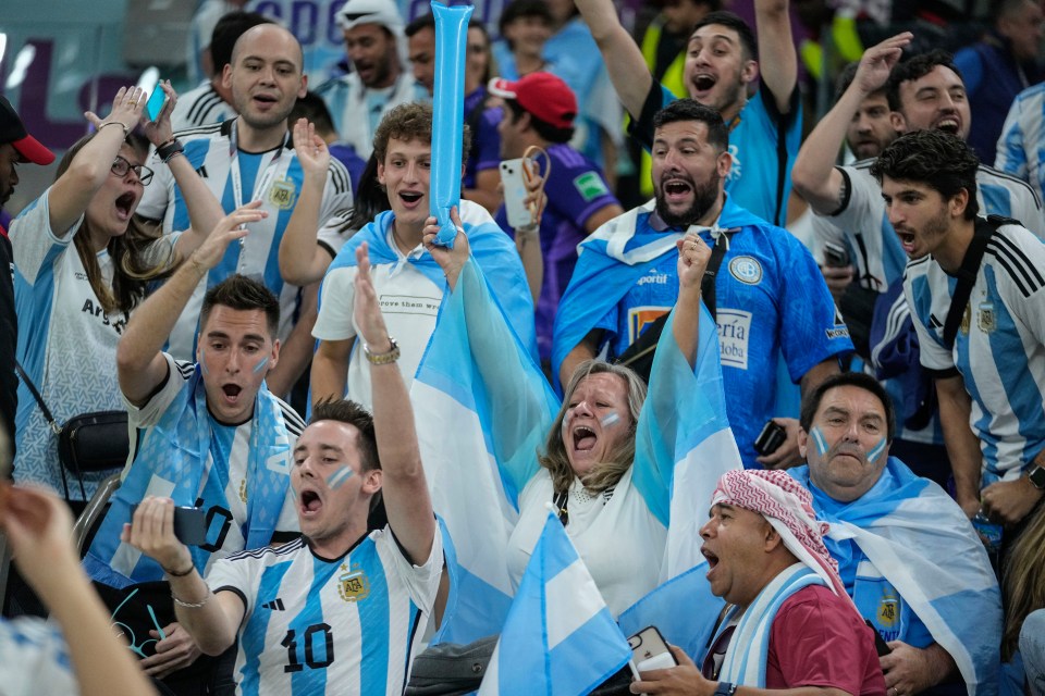 Argentina face Holland in their quarter-final